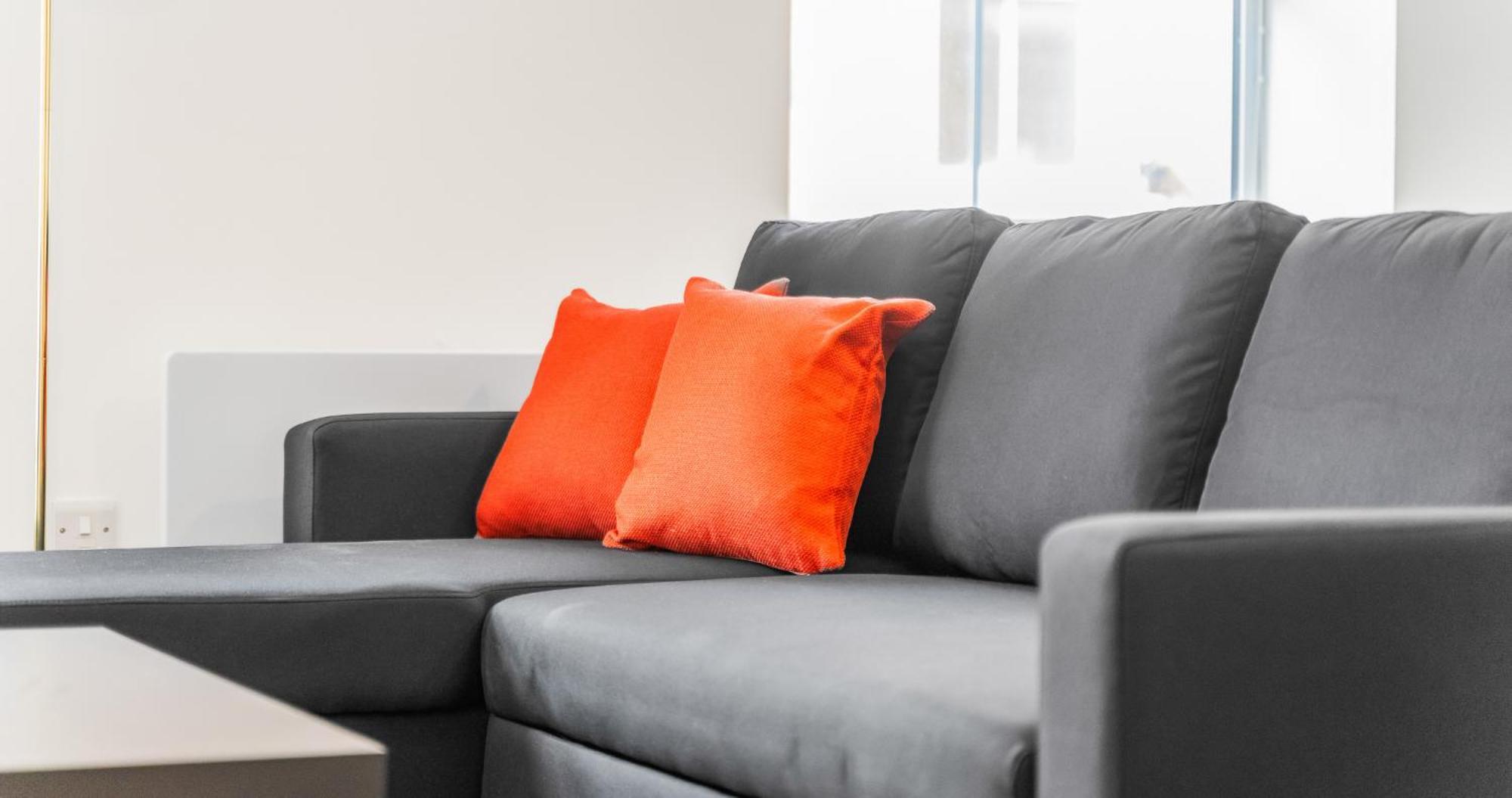 Apartment Prime Town Centre Location I Gold St D-lux 1br With Sofa Bed, Modern Amenities, Walk To Train, Bus Stations, Shops & Cafes I Leisure And Business Welcome Multiple Units Available Northampton